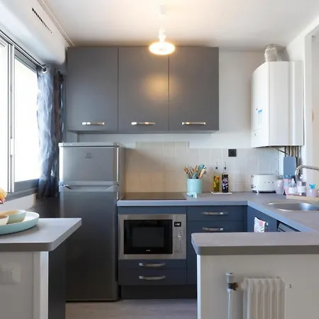 Apartment Superbe Marina Spacieuse En Face De La Plage! *