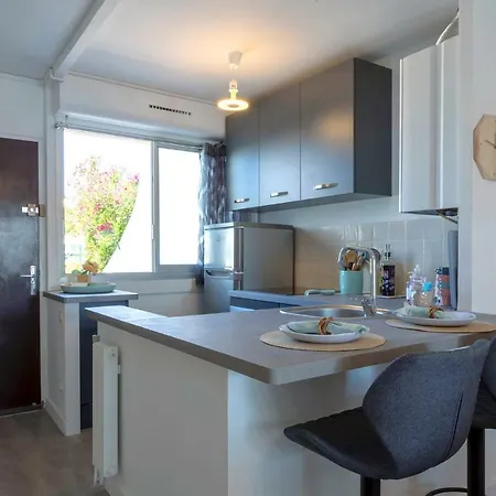 Apartment Superbe Marina Spacieuse En Face De La Plage! *
