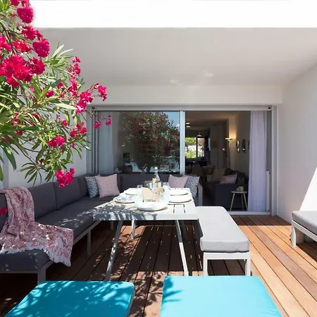 Superbe Marina Spacieuse En Face De La Plage! Apartmán